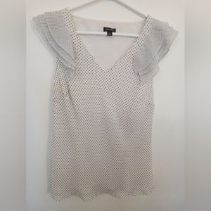 Nine West Women's White Sleeveless Black Polka Dot Ruffled Blouse Size 4